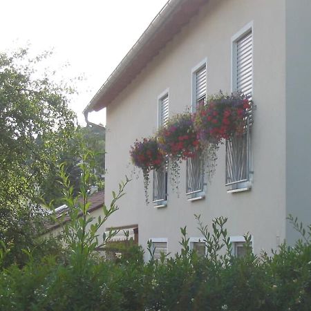 Ferienwohnung Im Gruenen Illschwang Экстерьер фото