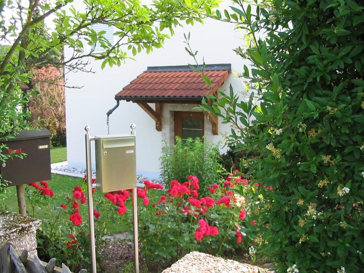 Ferienwohnung Im Gruenen Illschwang Экстерьер фото