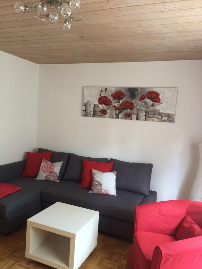 Ferienwohnung Im Gruenen Illschwang Экстерьер фото